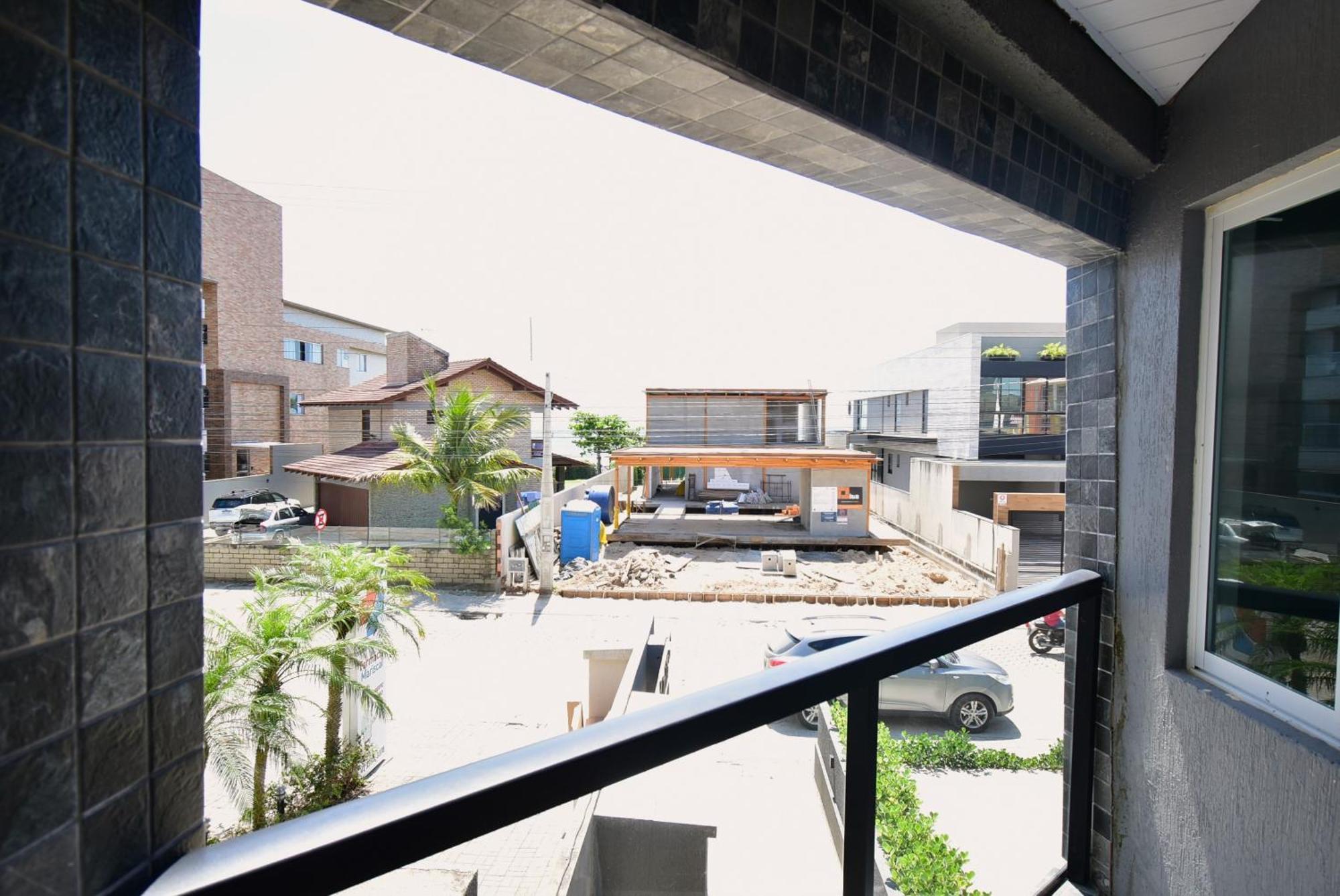 Апартаменты Residencial Melfi 3 Ap.1 Frente Бомбиньяс Экстерьер фото